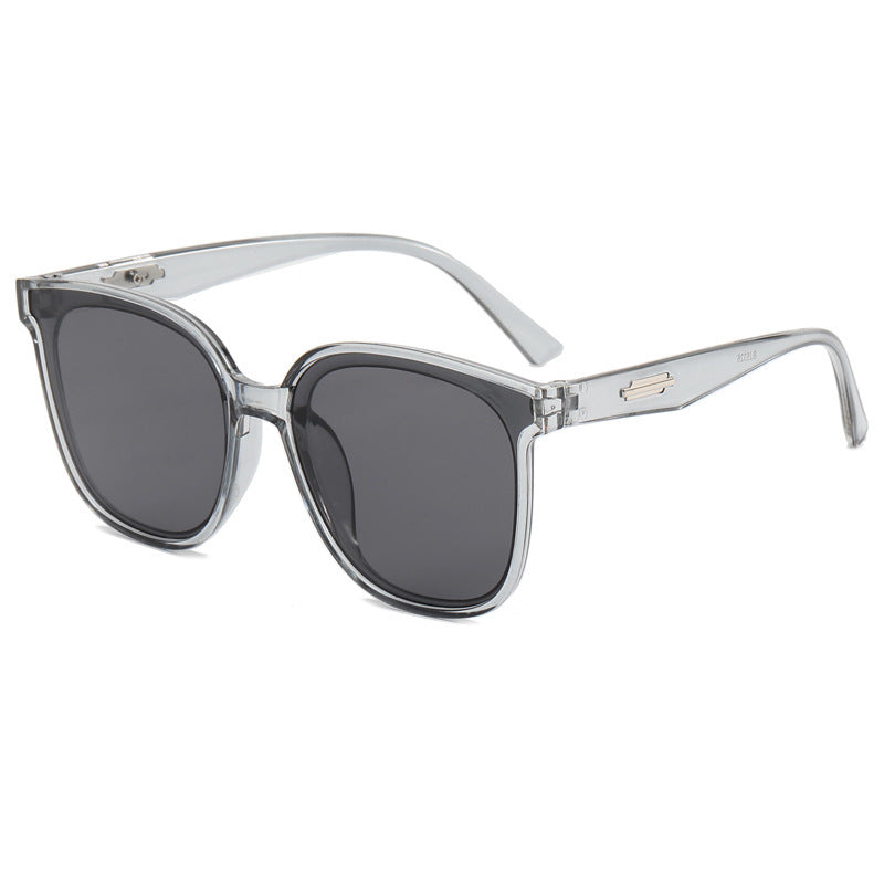 Women's stylish sunglasses with wide frame and UV protection Kalsten