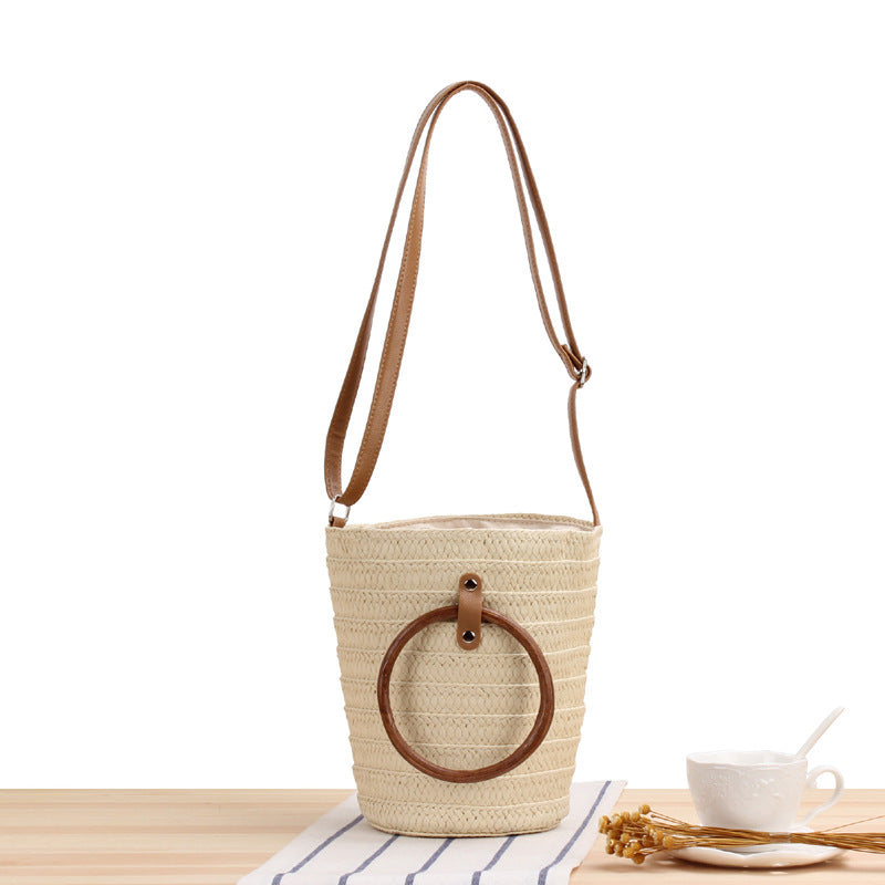 Braided tote bag with innovative ring handle Kalsten