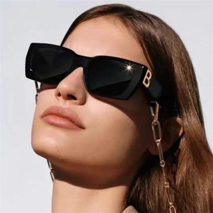 Women's trendy sunglasses with striking design Kalsten