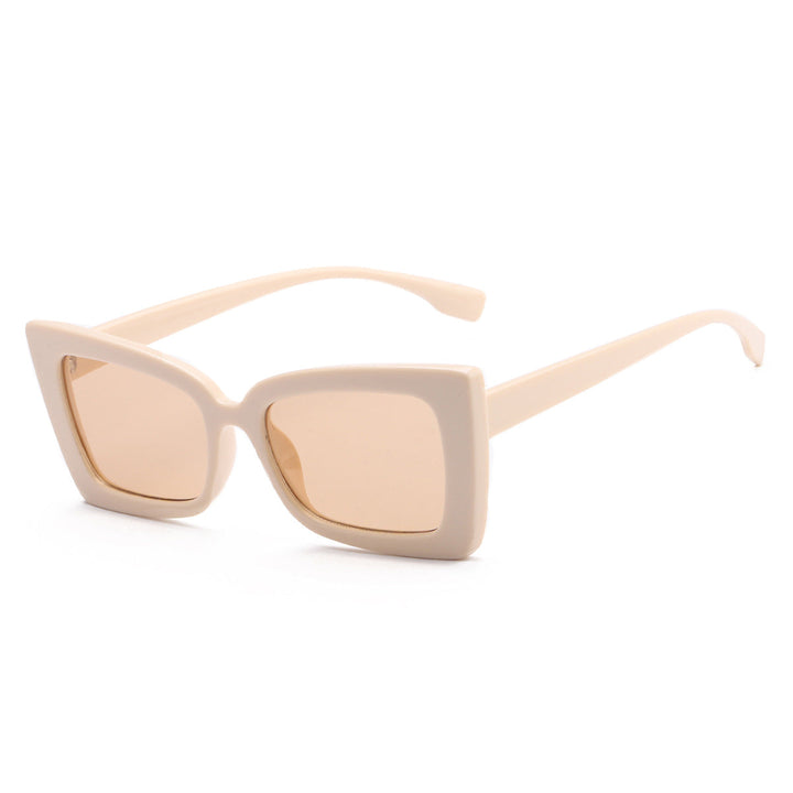 Women's stylish sunglasses with wide frame and distinctive design Kalsten