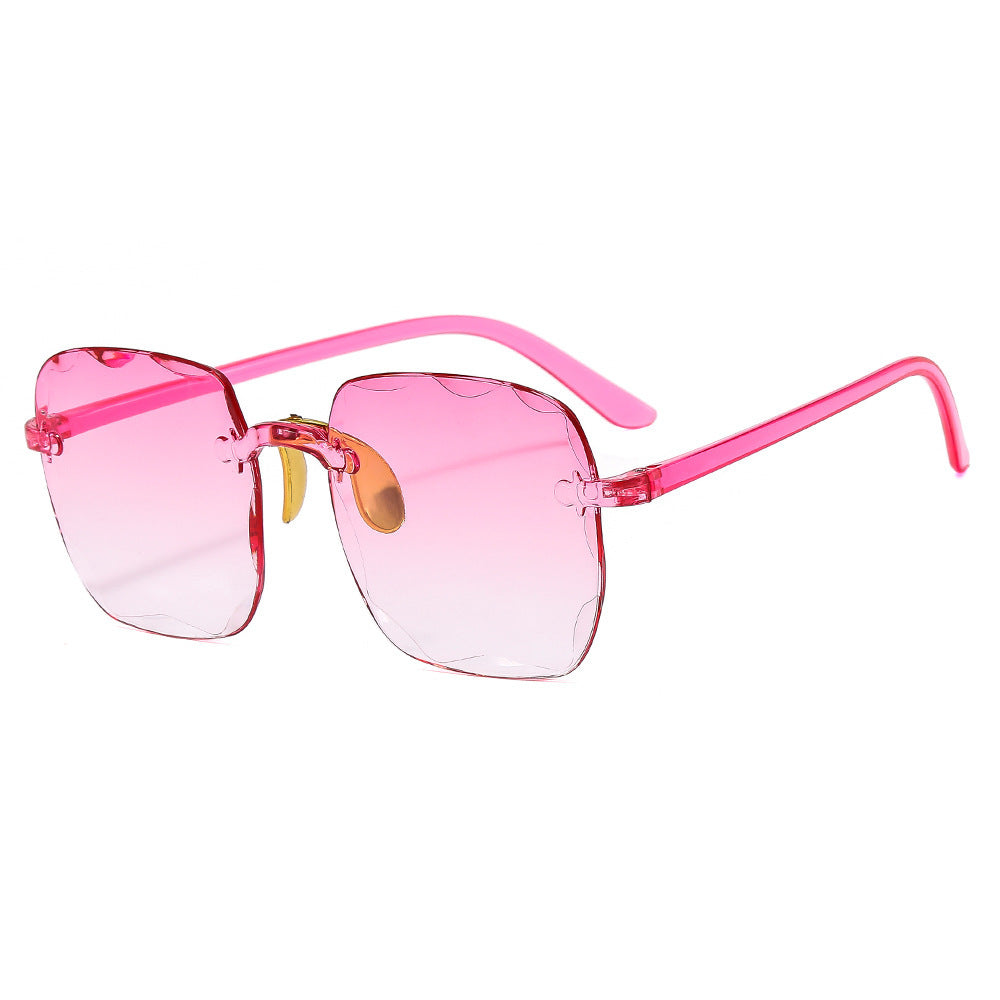 Ladies oversized sunglasses with unique design elements Kalsten