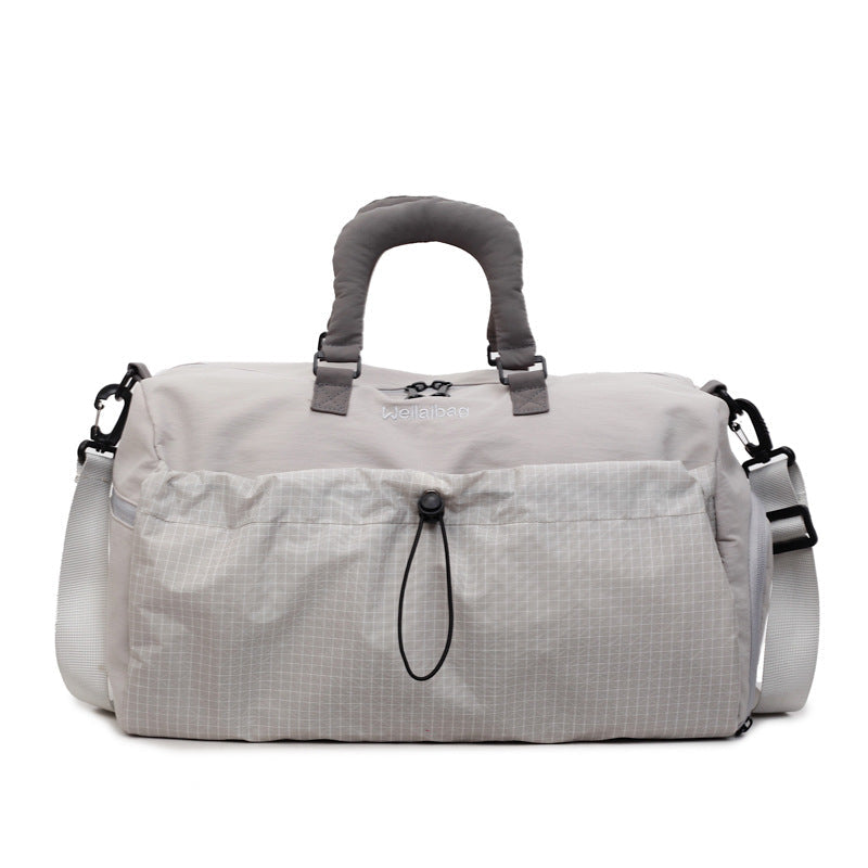 Sporty travel bag with padded carrying handle Kalsten