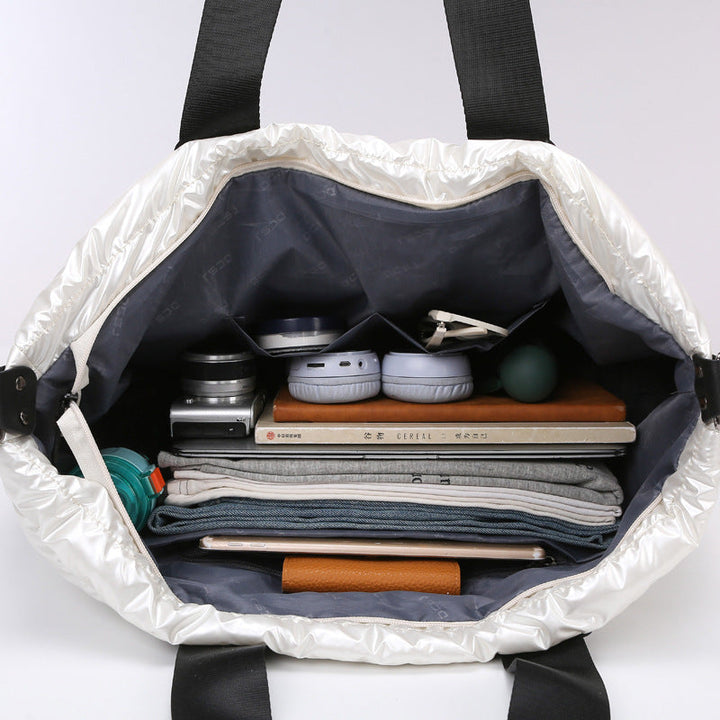 Practical Travel Bag Made of Durable Nylon Kalsten