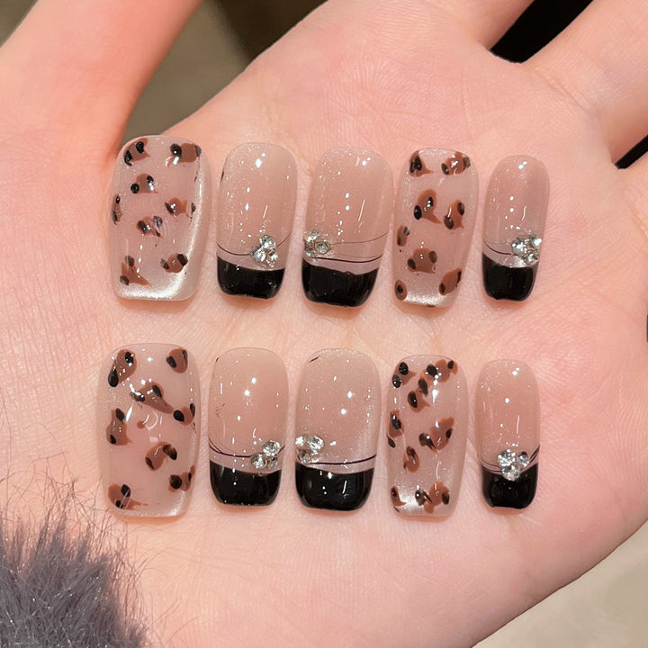 Elegant Decorative Press-On Nail Extensions with Pearls Kalsten