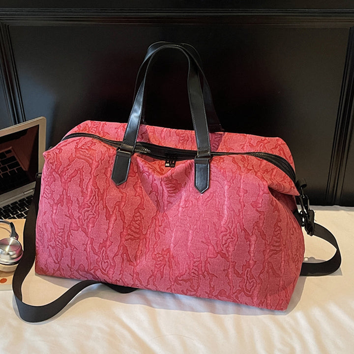 Sporty travel bag with innovative design Kalsten