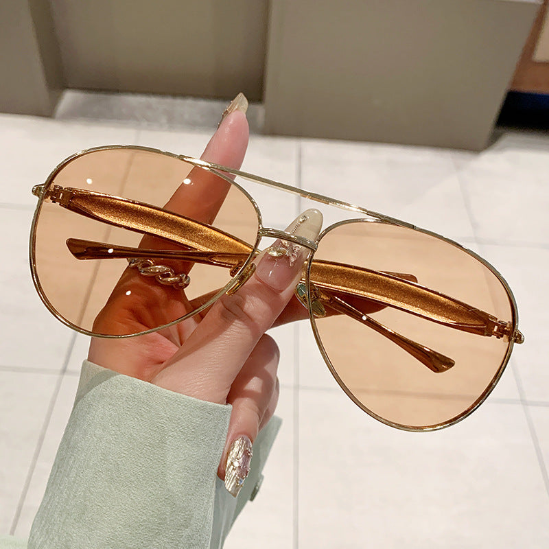 Women exclusive designer glasses with elegant details and high-quality metal frame Kalsten