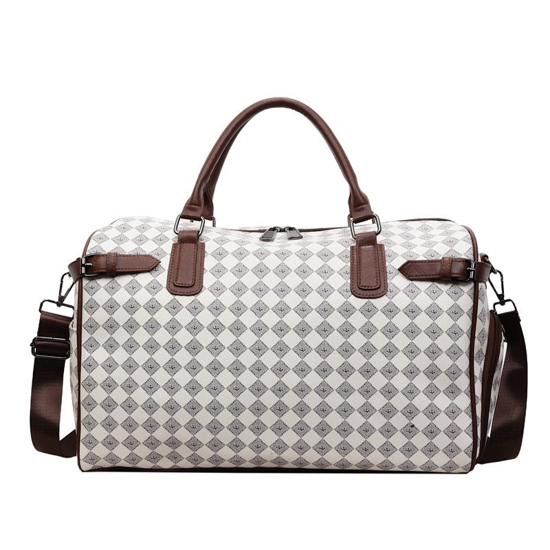 Sporty travel bag with multiple compartments and reinforced carrying handles Kalsten