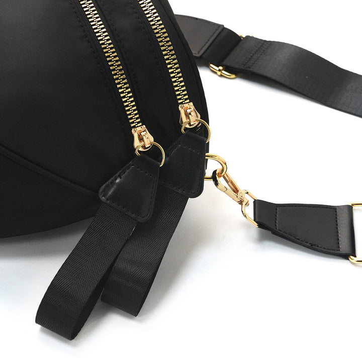 Shoulder bag with stylish check pattern and spacious compartment system Kalsten