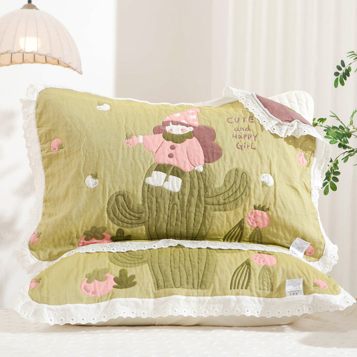 Women's pillow with charming elephant motif and delicate lace edge Kalsten