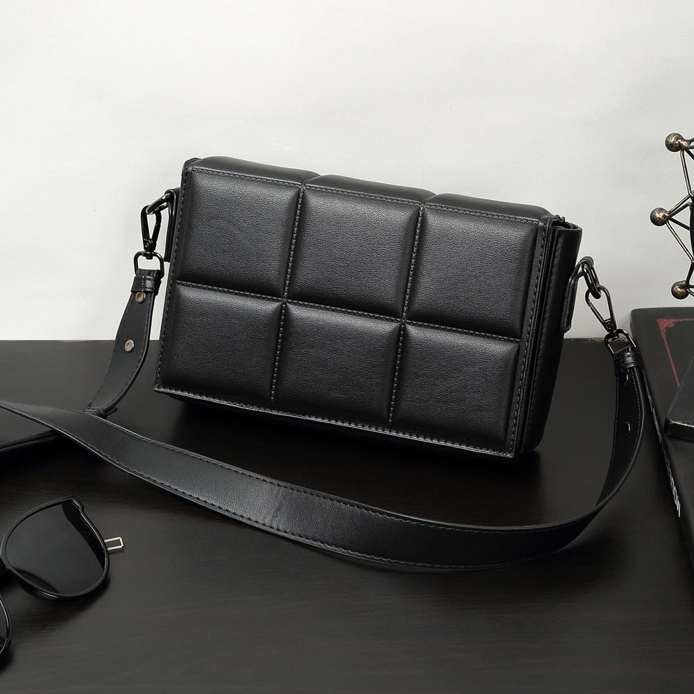 Practical Shoulder Bag in Modern Design Kalsten