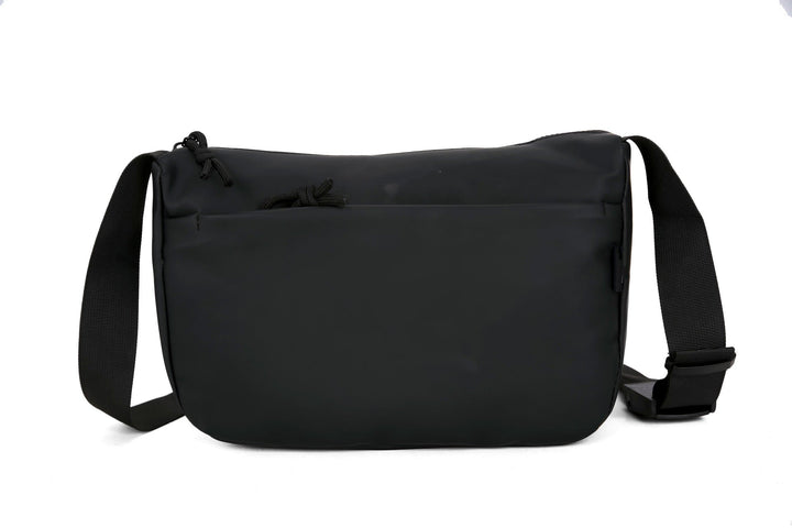 Shoulder bag with lightweight water-repellent material and adjustable shoulder strap Kalsten