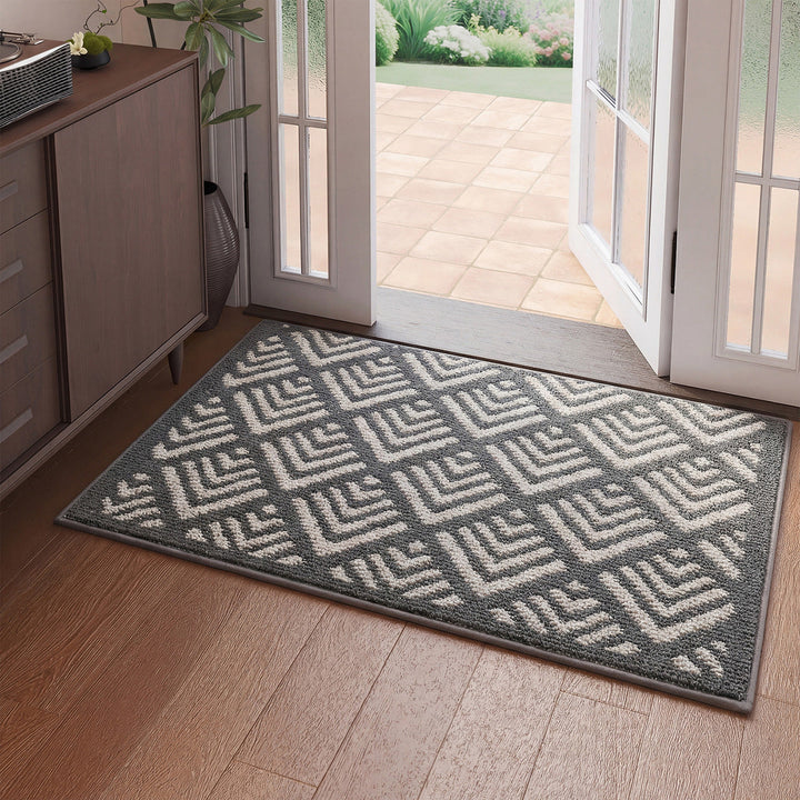 Textured Geometric Doormat Kalsten