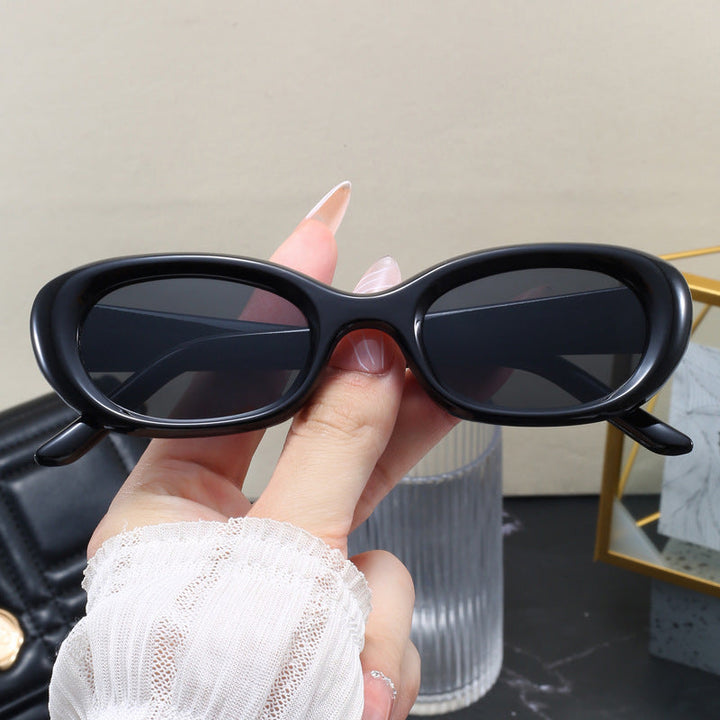 Women's fashionable sunglasses with oval design and UV protection Kalsten