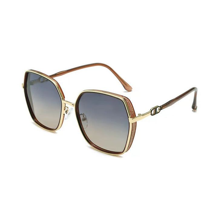 Women's stylish sunglasses in modern design Kalsten