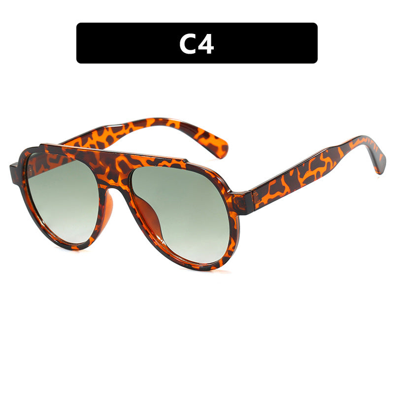 Women's stylish black sunglasses in modern design Kalsten