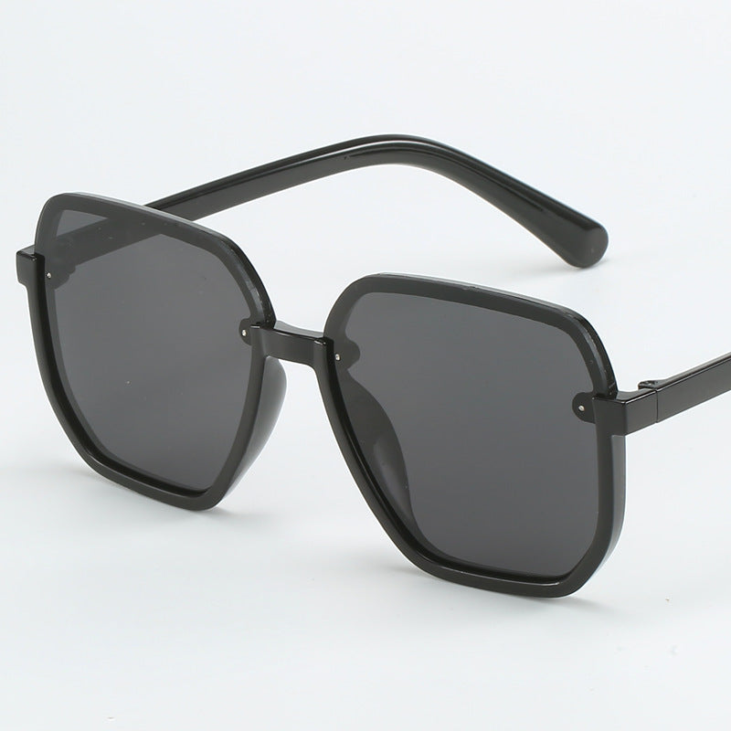 Women’s geometric sunglasses in modern design Kalsten