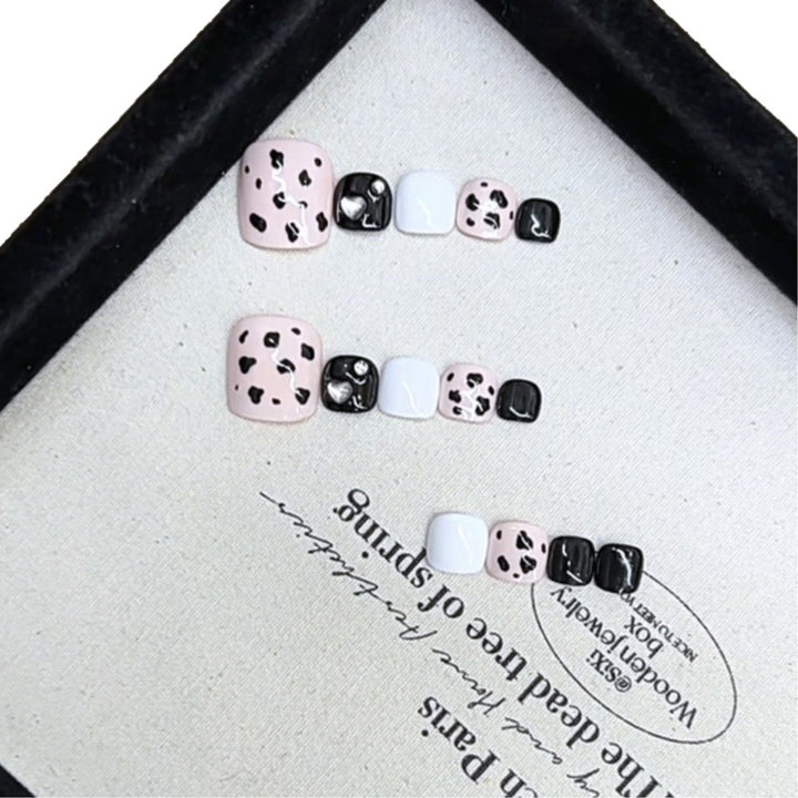 Artistic Animal Print Press-On Nail Set Kalsten
