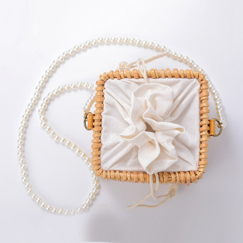 Elegant Picnic Basket Kalsten