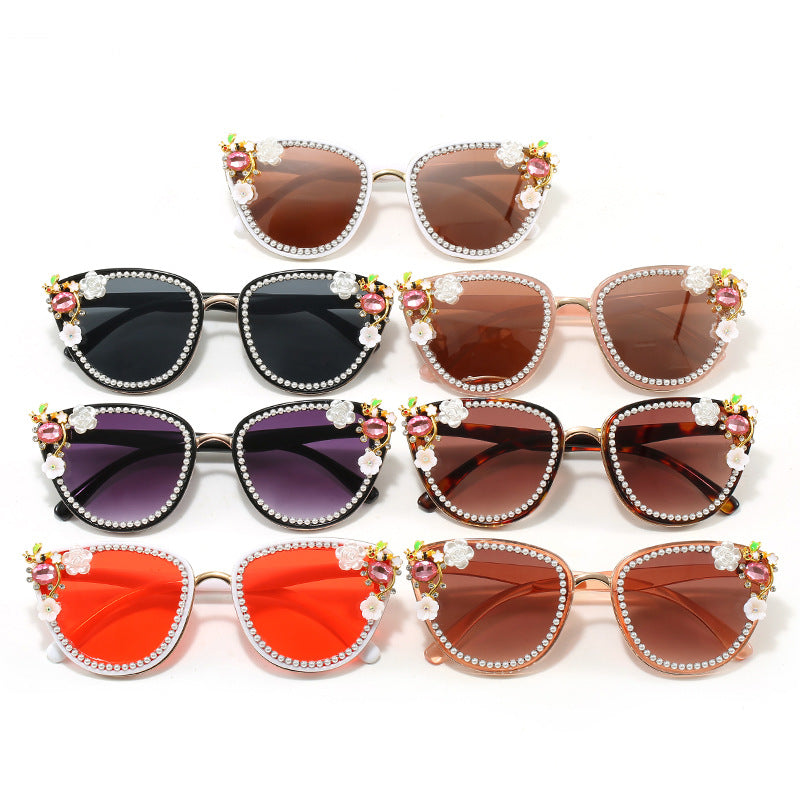 Ladies Glamorous Cat-Eye Sunglasses with Floral Decorations Kalsten