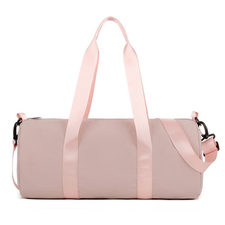 Sporty duffel bag with durable material and adjustable shoulder strap Kalsten