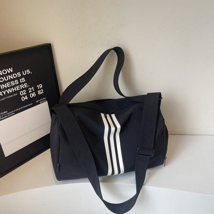 Women’s sporty everyday and travel bag Kalsten