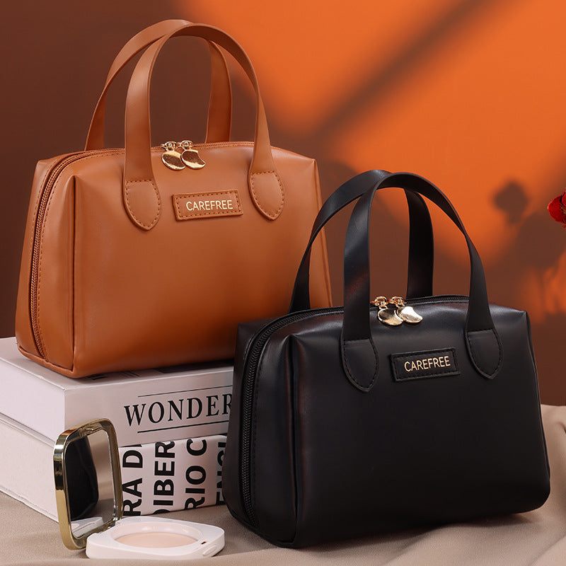 Cosmetic Transport Bag with Elegant Design and Practical Compartments Kalsten