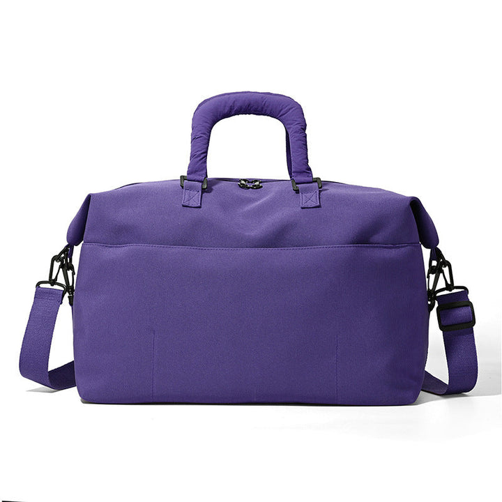 sporty travel bag with durable design Kalsten