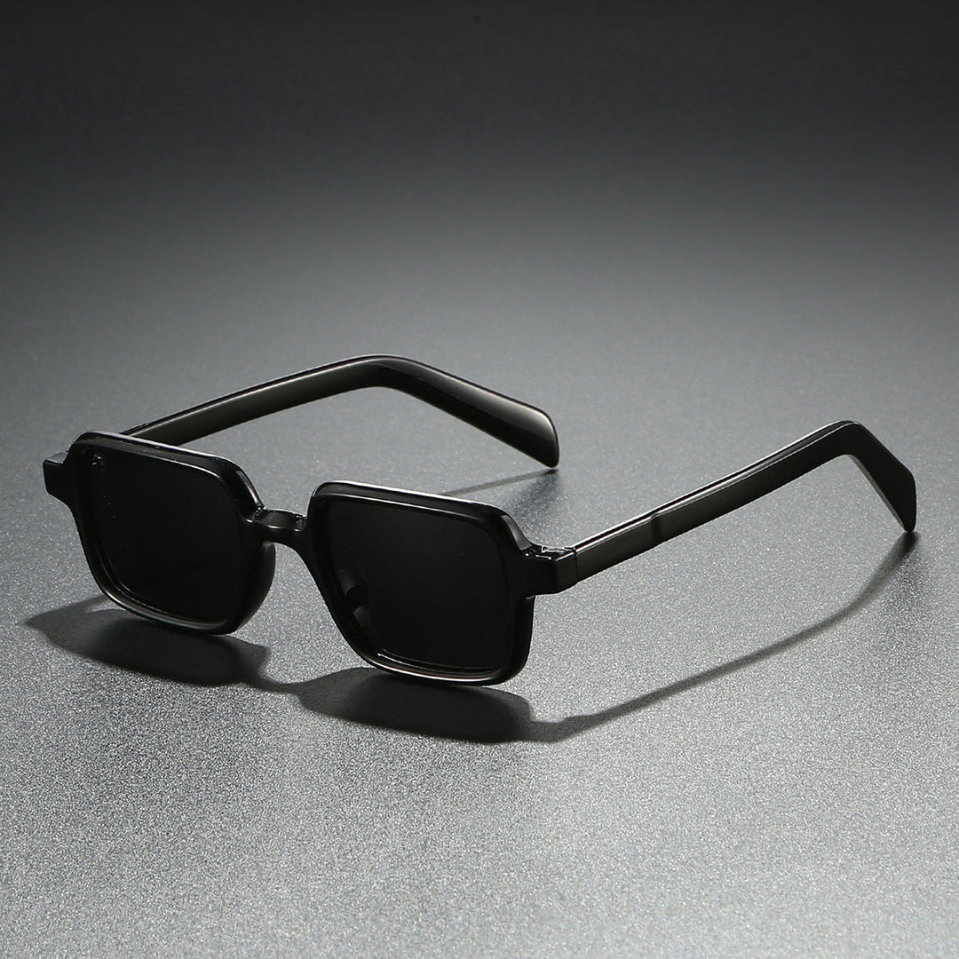 Ladies fashionable sunglasses in elegant square design with wide temples Kalsten