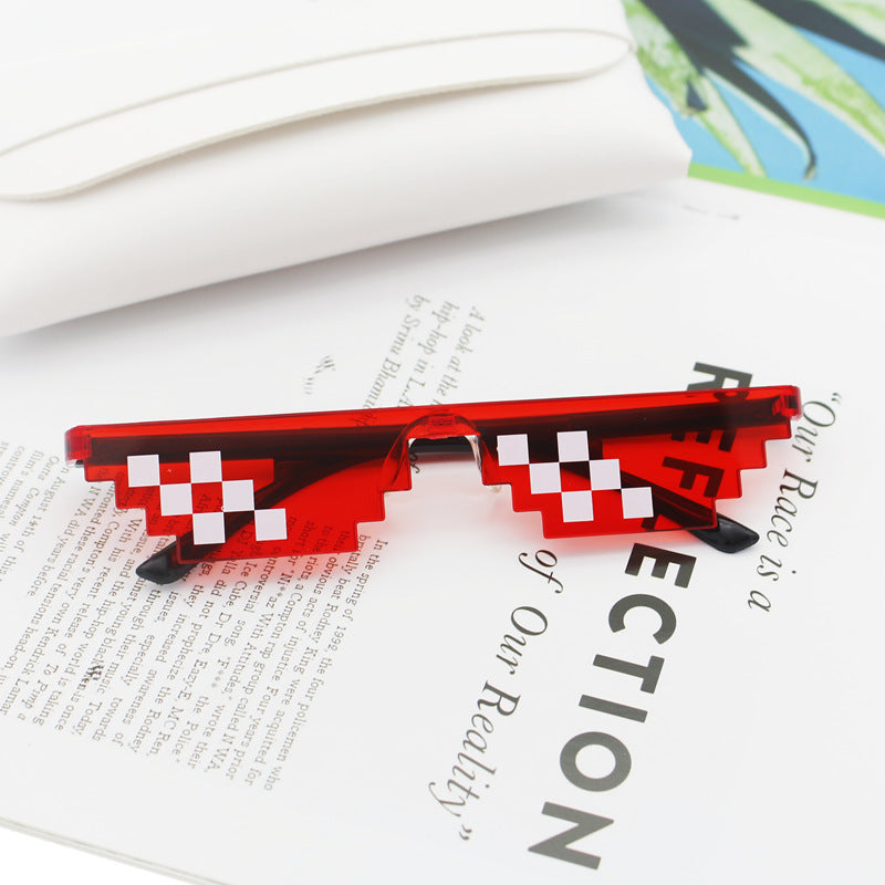 Ladies creative sunglasses in modern style element Kalsten