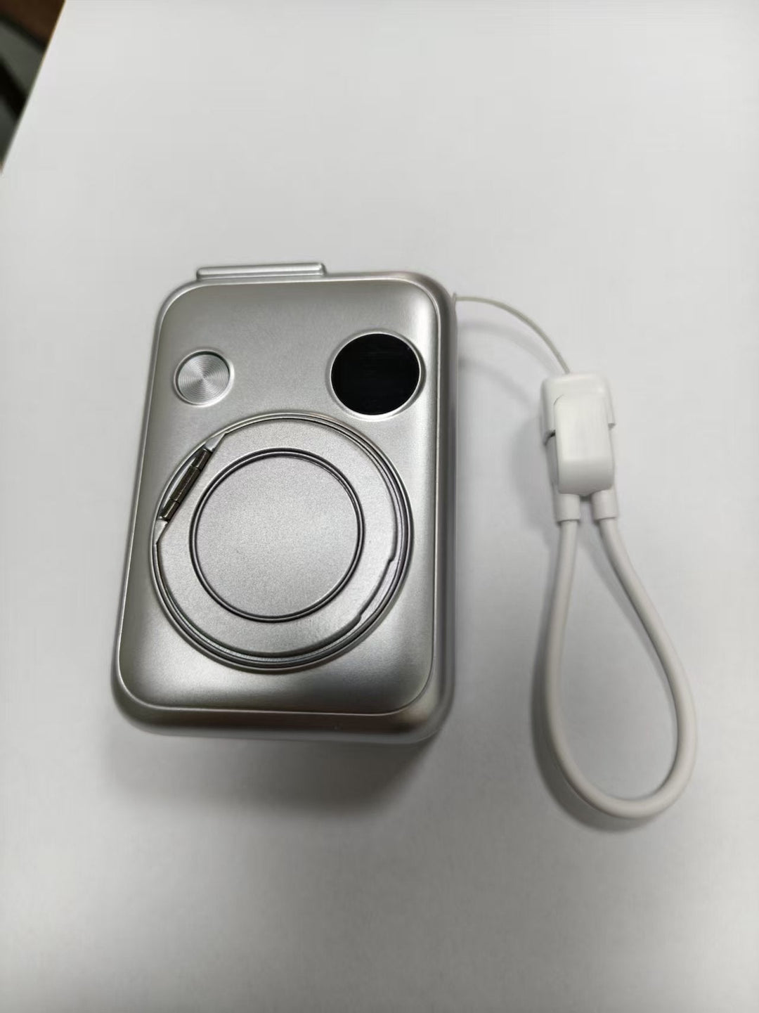 Portable Wireless Charging Unit with Magsafe Technology Kalsten