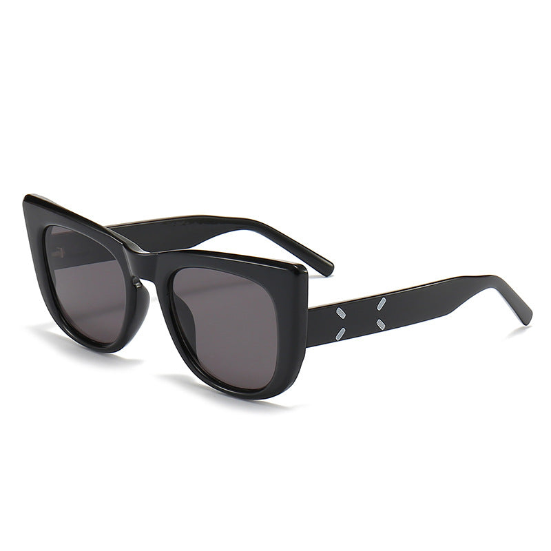 Women modern oversized sunglasses in unique design Kalsten