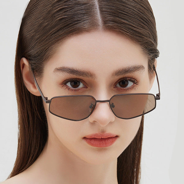 Women's Cat-Eye Sunglasses in modern design with ultra-lightweight frame Kalsten