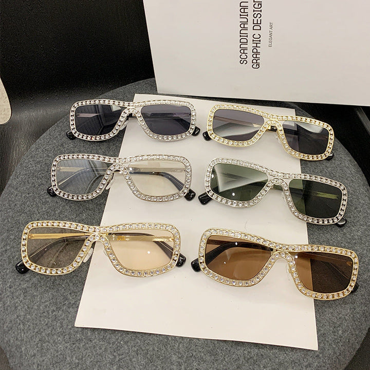 Women's extravagant Cat-Eye sunglasses with golden accents Kalsten