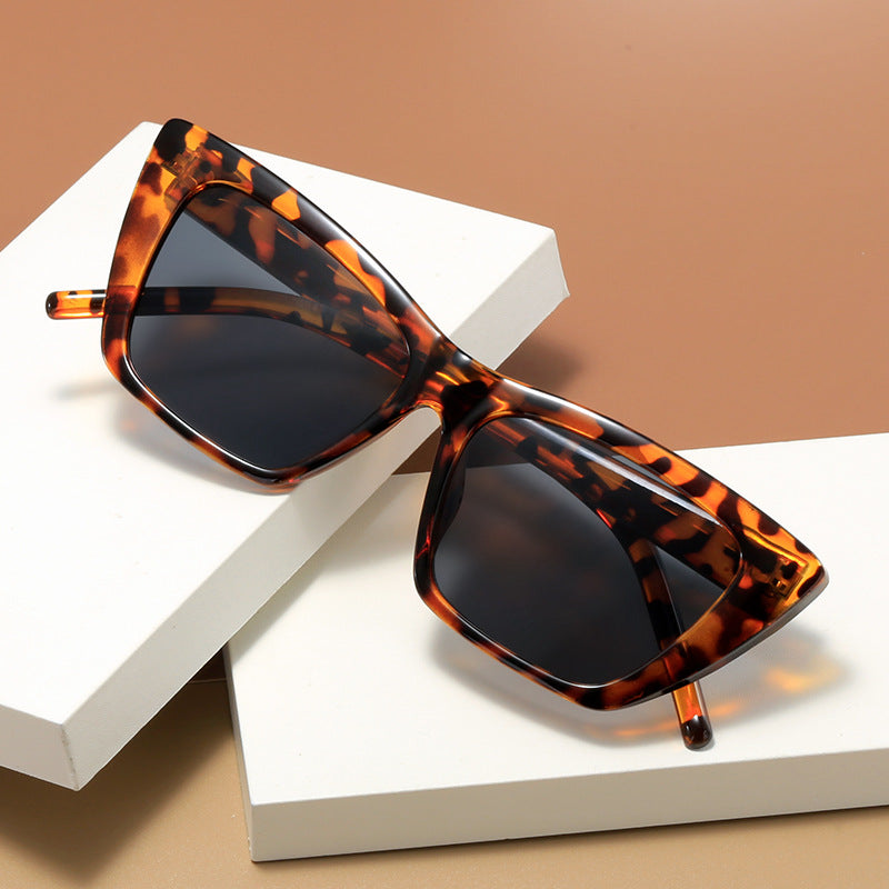 Women's trendy oversized sunglasses with innovative transparent frame Kalsten