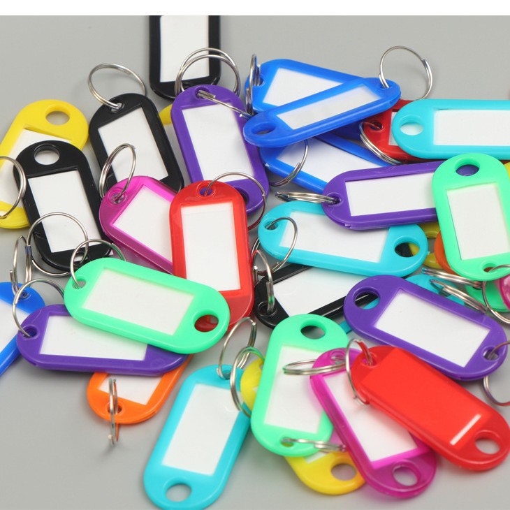 Unisex writable keychain with clear labeling field Kalsten