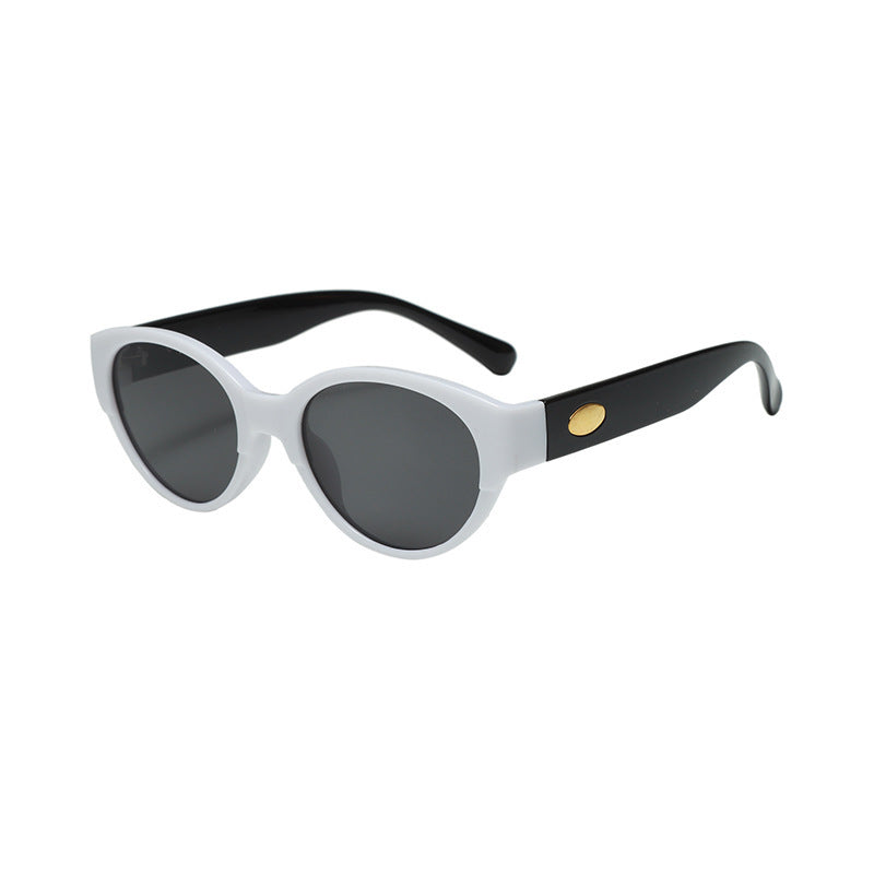 Women's fashionable retro sunglasses in contemporary style Kalsten