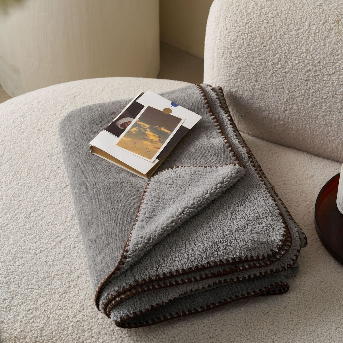Unisex Cozy Sherpa Blanket