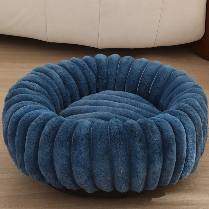 Women's Cozy and Stylish Cuddly Bed Kalsten