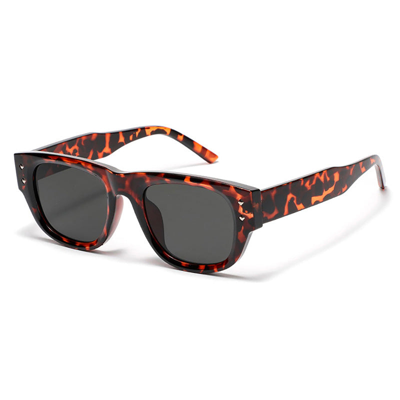 Women's fashionable sunglasses in trendy rectangle design Kalsten