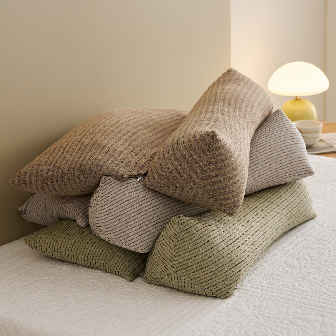 Ergonomic sleeping pillow with adjustable support Kalsten