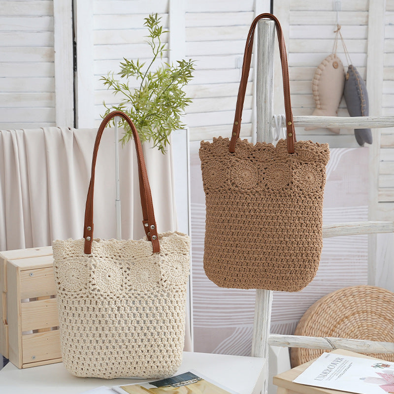 Handwoven bast bag Kalsten