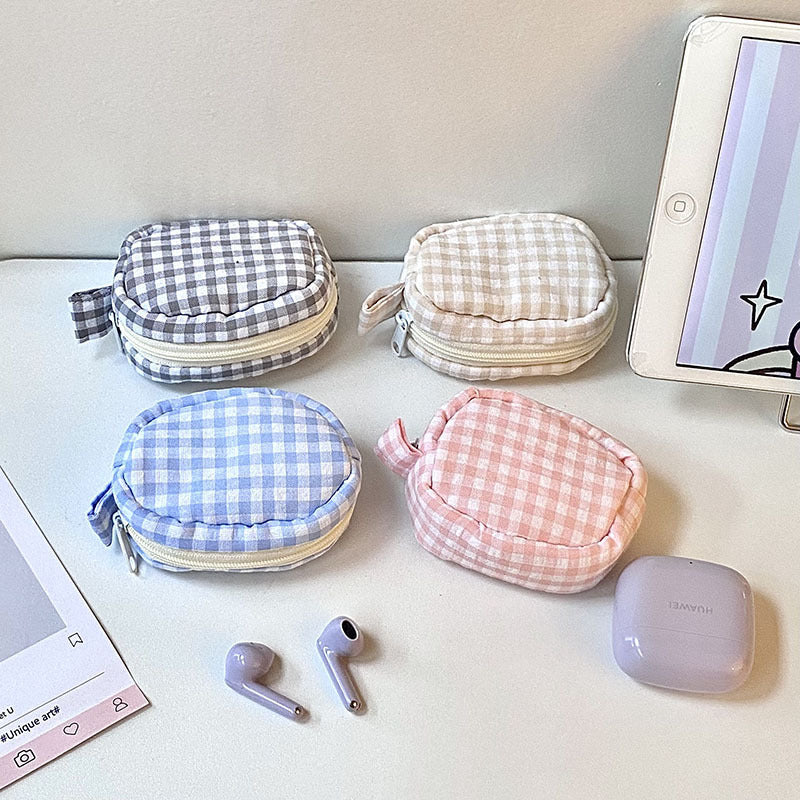Handmade cosmetic bag in gingham design Kalsten