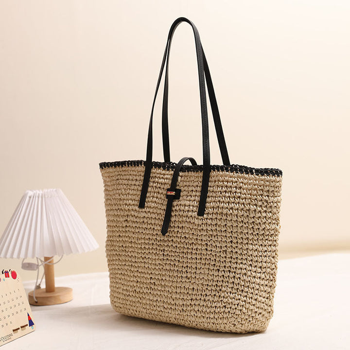 Stylish and spacious wicker bag Kalsten