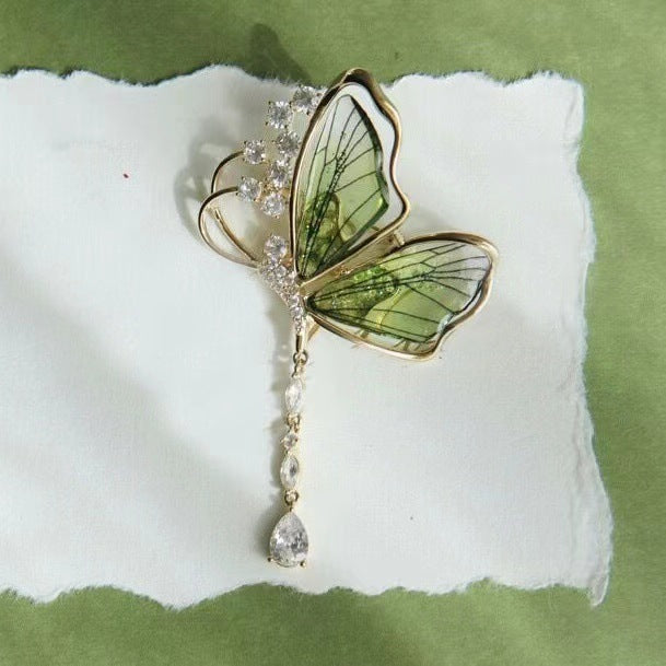Exquisite butterfly brooch with glitter stones Kalsten