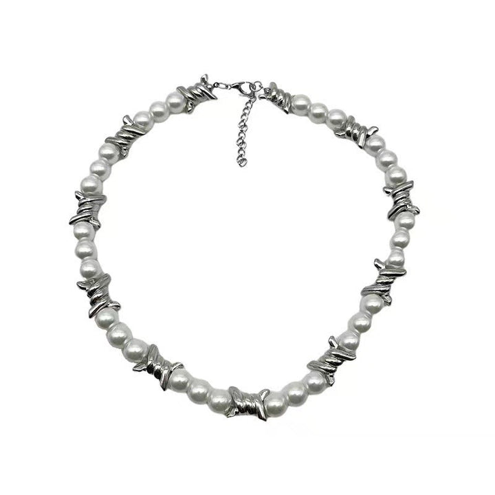 Delicate pearl necklace with filigree design Kalsten