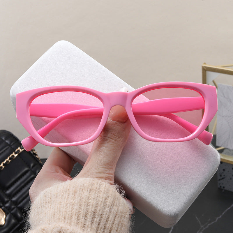 Ladies Cat-Eye Sunglasses with Stylish Frame and UV Protection Kalsten