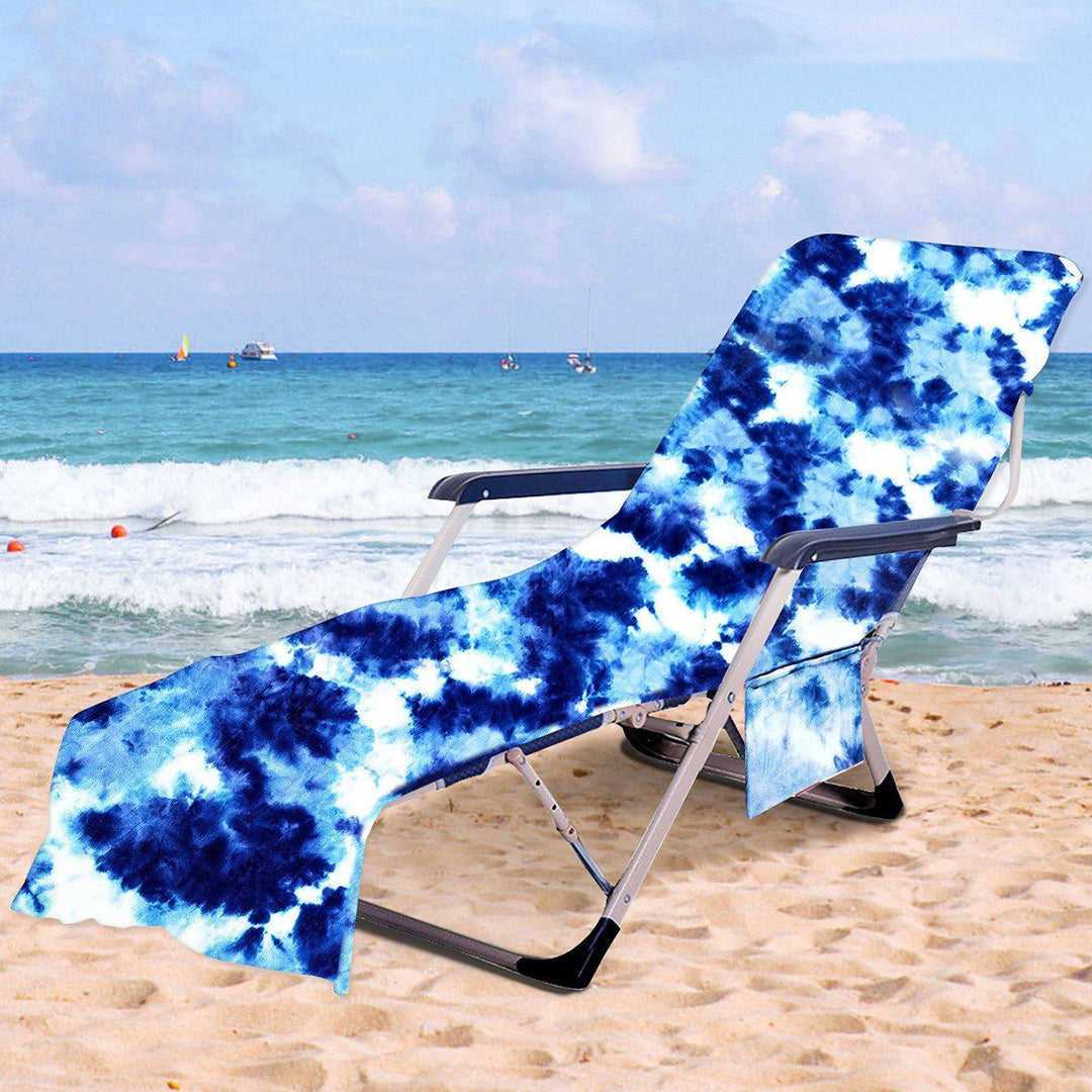 Sporty towel with creative striped pattern Kalsten