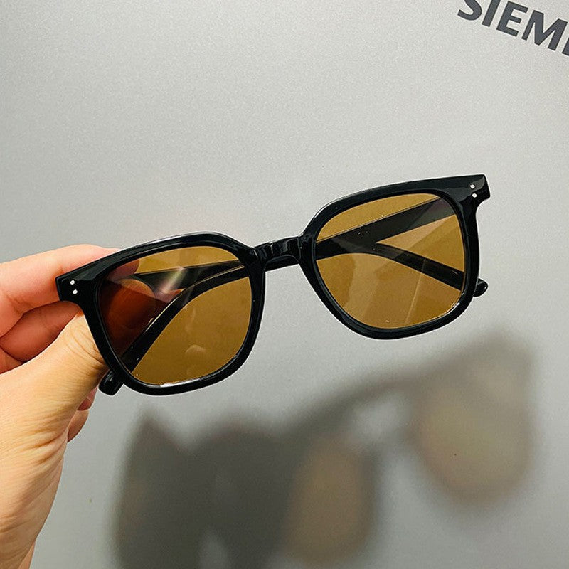Women Cat-Eye Sunglasses with Modern Frame and UV Protection Kalsten