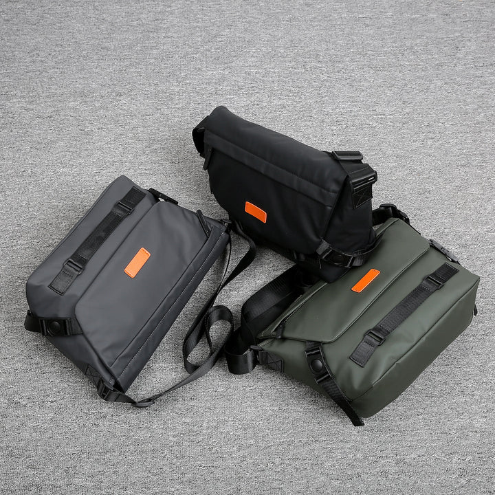 Stylish shoulder bag with versatile compartment options Kalsten