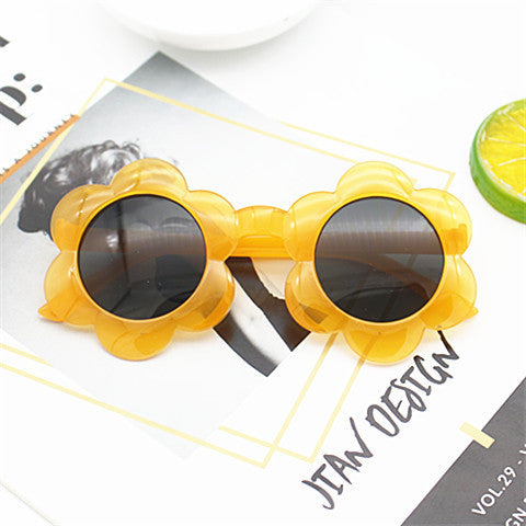 Women's sunglasses in playful floral pattern Kalsten